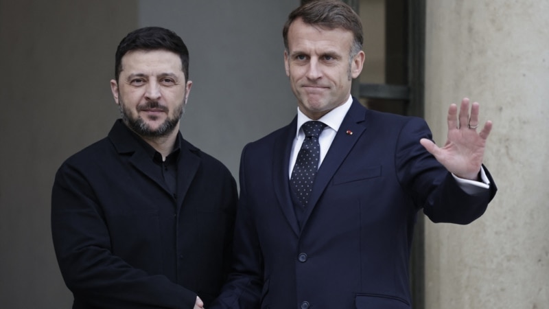 В Єлисейському палаці привітали заяву Кремля про готовність Путіна до діалогу з Макроном