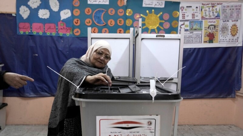 Egjiptianët votojnë për president