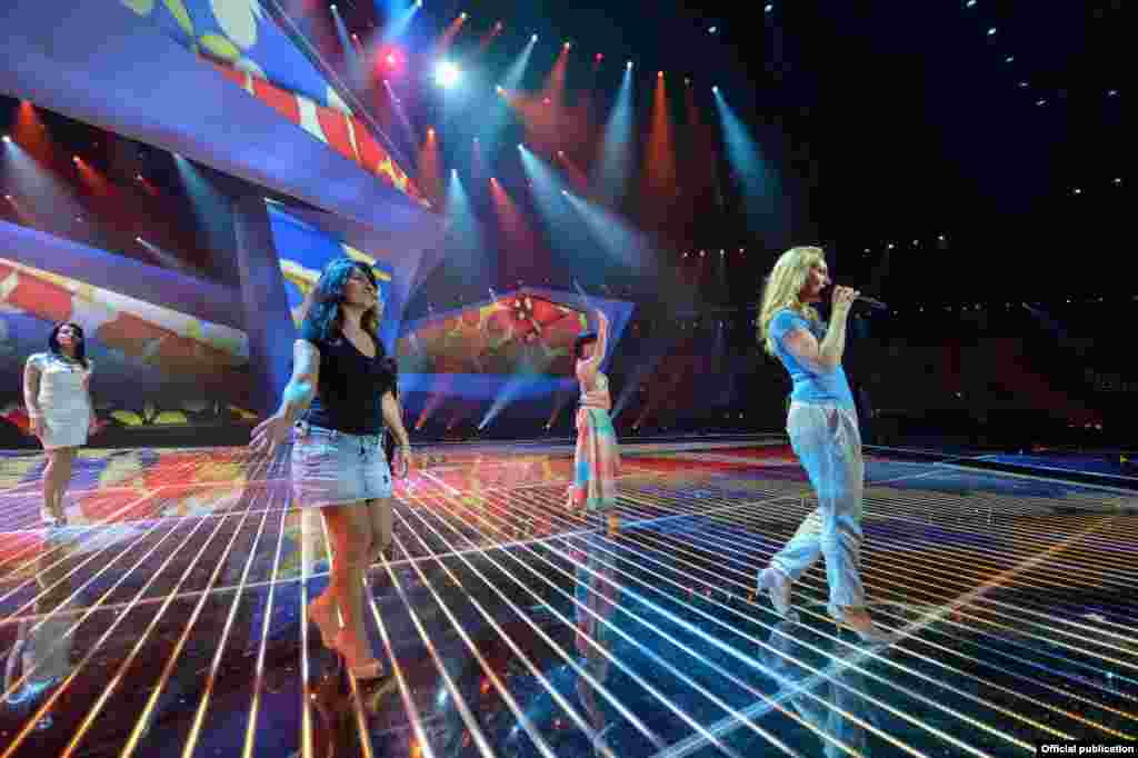 Latvia təmsil&ccedil;iləri məşq zamanı