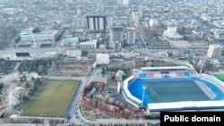 Ош шаарынын борбордук стадионунун аймагынын мамлекетке кайтарылган бөлүгү (кызыл менен белгиленген).