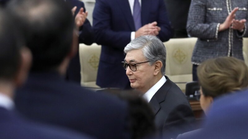 Есть ли у Токаева свой клан, какие гарантии получил Назарбаев и что будет дальше? Интервью с политологом