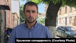 Baydar qasabasınıñ sakini Ruslan Bekirov