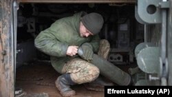 Военнослужащий 12-й бригады специального назначения "Азов" Национальной гвардии Украины