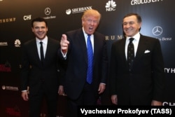 Емін та Арас Агаларові з Дональдом Трампом на конкурсі «Міс Всесвіт» у 2013 році