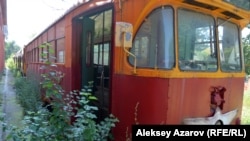 Қаңырап қалған Алматы трамвай депосы