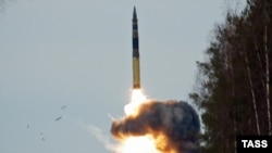 A Topol RS-12M intercontinental ballistic missile is launched from the Plesetsk base in a test in 2009.
