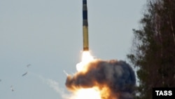 Баллистическая ракета "Тополь". Иллюстративное фото.
