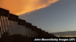 Ограждение на границе американского штата Аризона с Мексикой. 22 июля 2018 года.