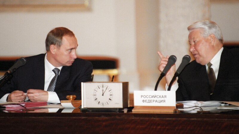 Питерский чекист во главе России: 20 лет спустя