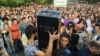 Десятки тысяч протестующих на проспекте Барграмяна, воскресенье, 28 июня