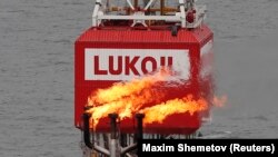 Naftna platforma Lukoila na Kaspijskom moru