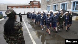 Заключенные женской исправительной колонии в российском Красноярске