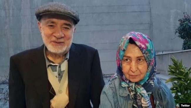 Former Iranian Prime Minister Mir Hossein Musavi and his wife, Zahra Rahnavard, have been kept under house arrest since 2011. (file photo)