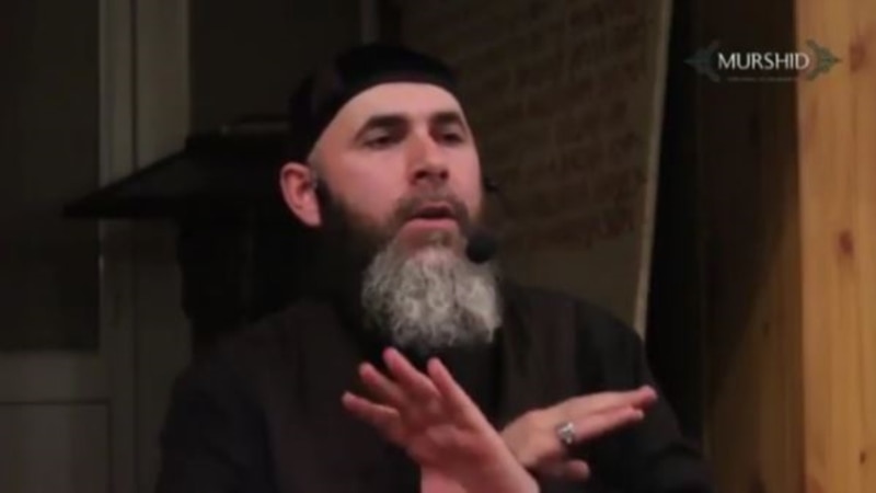 Муфтий Чечни призвал верующих совершать молитву дома