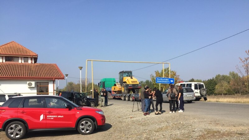 Грузинская полиция позволила представителям СМИ въехать в село Атоци