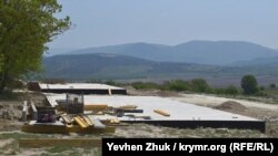 Бетоном заливают большие площадки