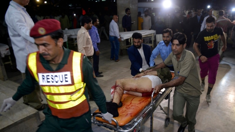 Во напад на дом на свештеник во Пакистан загинаа 7 лица 