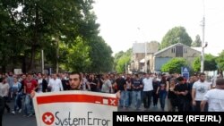 Правозащитники уже давно говорят, что в грузинских тюрьмах царит беззаконие