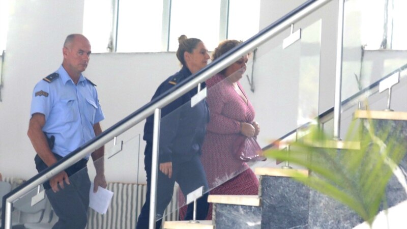 Катица Јанева донесена во Обвинителството на увид во доказите
