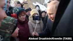 Владимир Путин 2 февраль куни волгоградликлар билан учрашди.