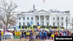 Протест у Вашингтоні біля будівлі Білого дому проти агресії Росії стосовно України, 6 березня 2014 року