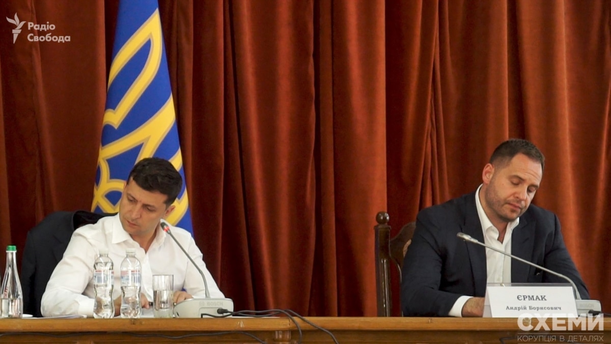 Єрмак прокоментував перельоти батька до РФ, про що розповіли «Схеми»