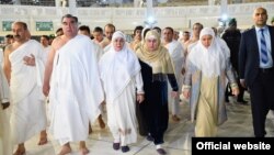 Tajik President Emomali Rahmon (second left) and his family make the umrah pilgrimage to Mecca in January 2015.