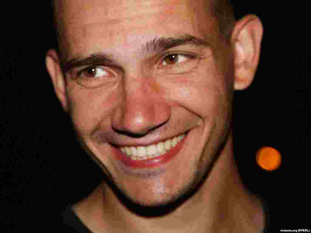 Andrey Protasenya, a campaigner for opposition presidential candidate Yaroslav Romanchuk in Belarus's December 2010 vote, was all smiles as he arrived in Minsk.