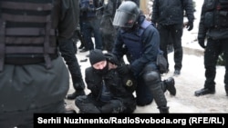 Бійки під судом у Києві, який обирав запобіжний захід Труханову
