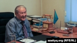 Серикболсын Абдильдин, бывший лидер закрытой по суду оппозиционной Коммунистической партии Казахстана.