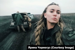 Ярина Чорногуз неподалік від лінії фронту, жовтень 2020 року