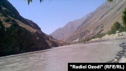 Tajikistan -- Tajikistan-Afghanistan border in Darvoz district, Badakhshon region, 20Sep2011