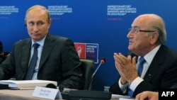 Vladimir Putin dhe Sepp Blatter, foto nga arkivi
