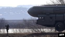 Ресейдің "Тополь" баллистикалық ракетасы. 06 сәуір 2010 жыл. 