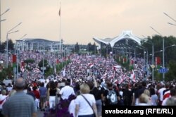 Марш міру і незалежнасьці ў Менску, 30 жніўня 2020 году, архіўнае фота
