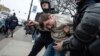 Задержание участника акции протеста в Петербурге