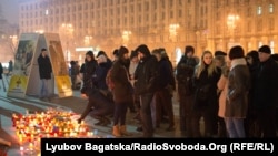 В Киеве чтят память погибших при обстреле Мариуполя, 24 января 2015