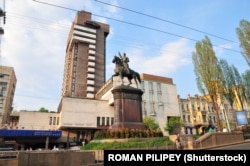 Архівна світлина. Пам’ятник більшовицькому військовому діячеві Миколі Щорсу в Києві. Його демонтували 9 грудня 2023 року