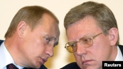 В.В. Путин и А.Л. Кудрин. 2004 год