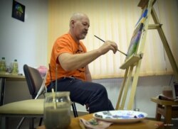 Олександр Саримсаков після хвороби лікується малюванням