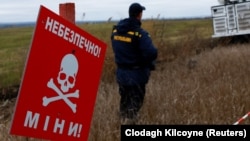 За даними ДСНС, в Україні 133,3 тисячі кілометрів потенційно забруднені вибухонебезпечними предметами, включно з окупованими територіями