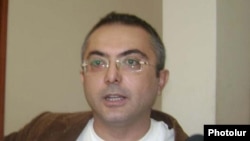 Правозащитник Аршалуйс Акопян 