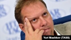 Профессор Олег Матвейчев 