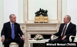 Президент Туреччини Ердоган і президент Росії Путін під час зустрічі у Москві. Росія, 5 березня 2020 року