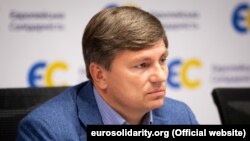 САП не називає імені народного депутата, але обставини вказують на представника «Європейської солідарності» Артура Герасимова