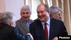 Armenia - Former Prime Minister Armen Sarkissian meets with members of the National Academy of Sciences in Yerevan, 30 January 2018.