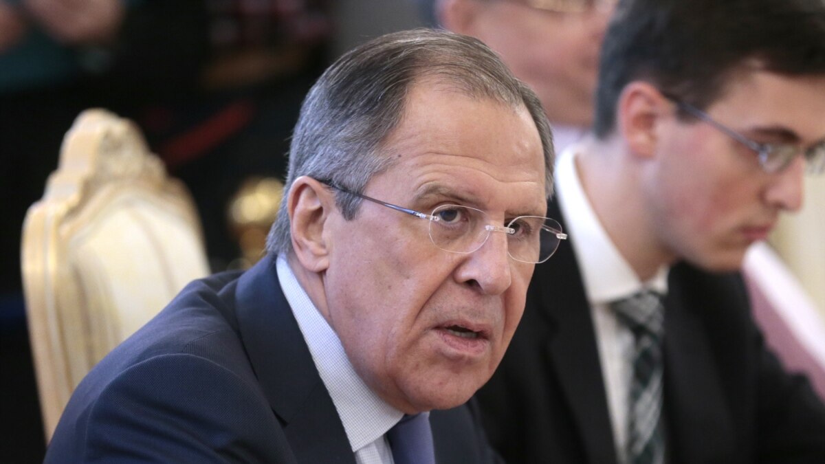 Лавров: угрозами санкций Запад нагнетает истерию