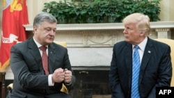 Петро Порошенко и Дональд Трамп (Вашингтон, 20 июня 2017 г.)