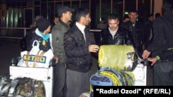 Депортирање на таџикистански работници од Москва.