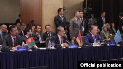 Фотография пресс-службы Национального собрания Армении